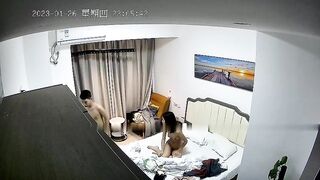 酒店偷拍大学生情侣开房_