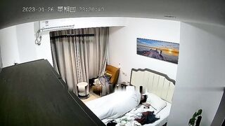 酒店偷拍大学生情侣开房_